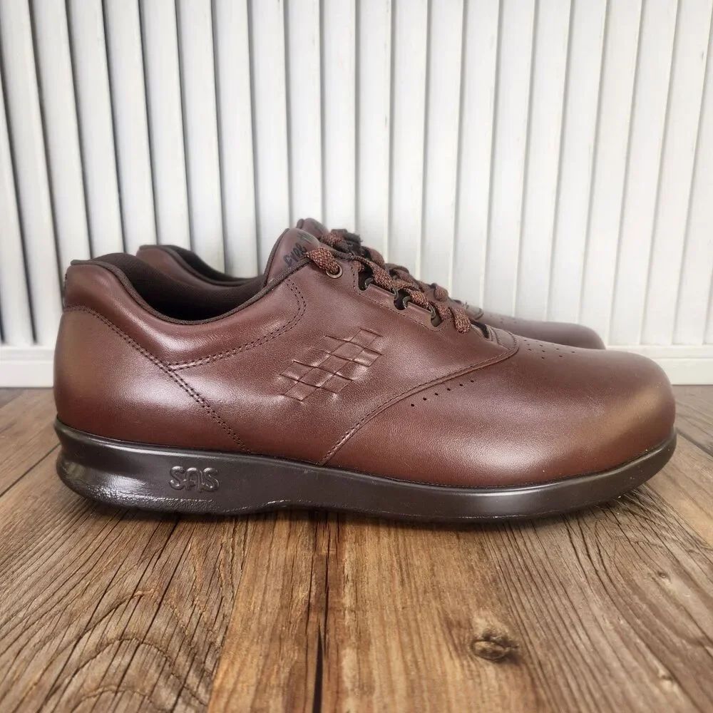 SAS Free Time Womens Size 10 M Brown Leather Pain Relief City Walking Shoes USA